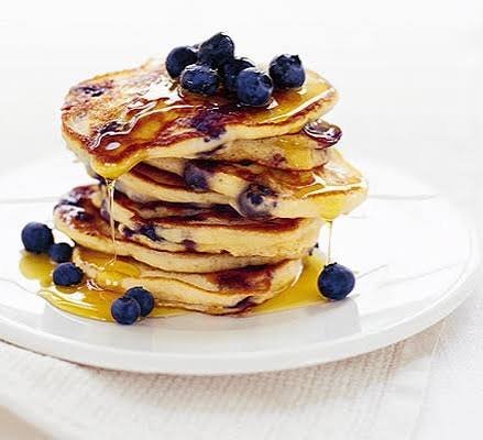 Fluffy Blueberry Pancakes