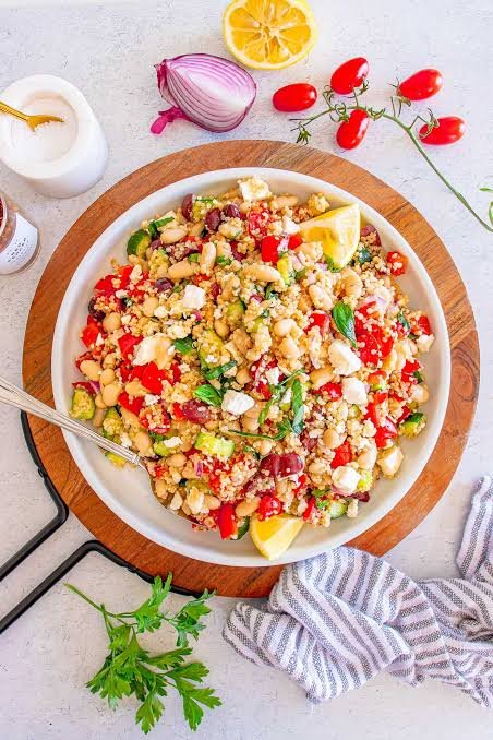 Mediterranean Quinoa Bowl
